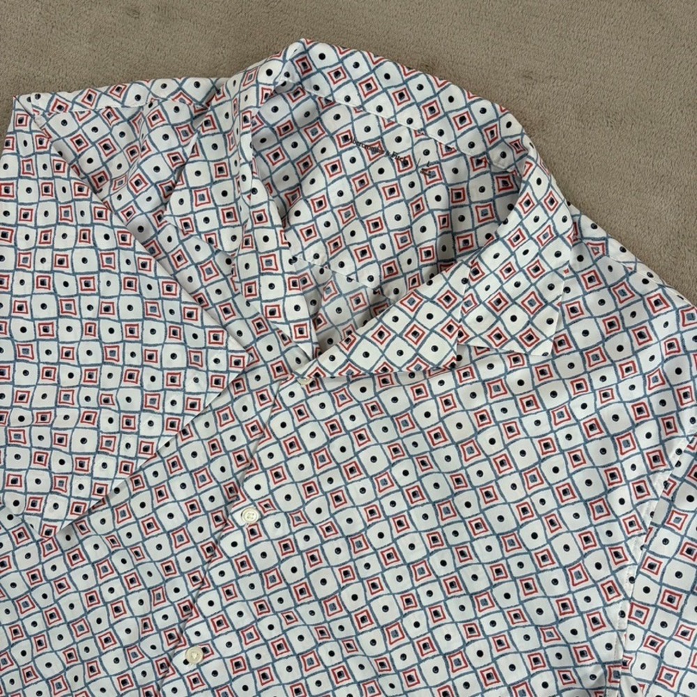 Abercrombie & Fitch Performance Camp Shirt in Multi Geometric Men Large NWOT